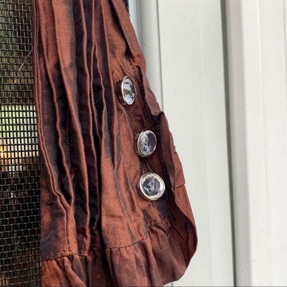 Agora Crinkled Silky Brown Top Crystal Buttons Size PL NWOT - Picture 5 of 8